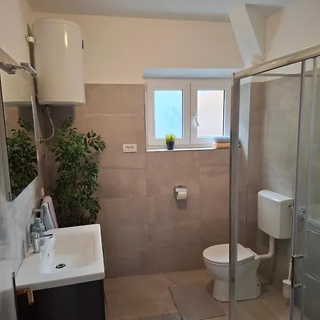 Slanica Mate Apartmán Murter