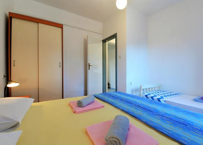 Slanica Mate * Murter