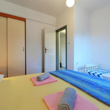 Slanica Mate * Murter